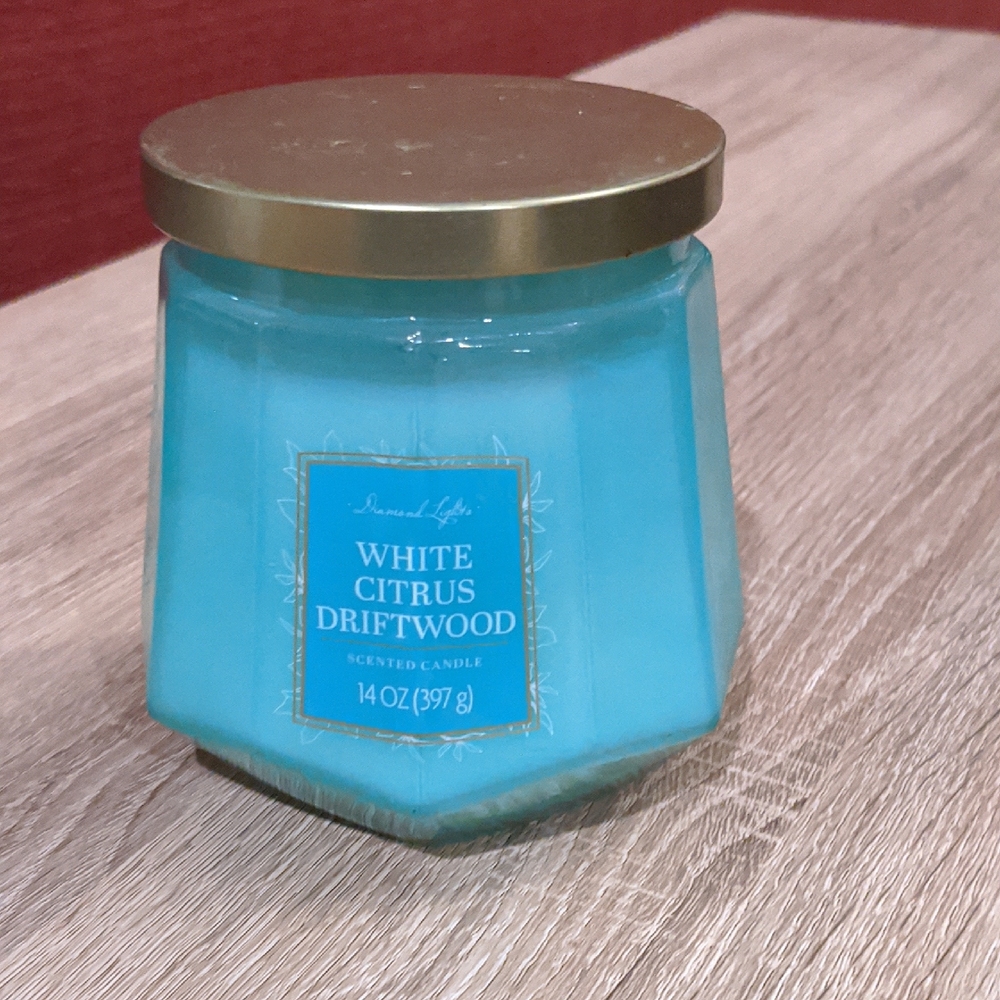 White Citrus Driftwood Scented Candle - Blue Diamond Lytes Jar Candle 14 Oz